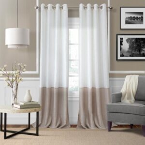 Furnishings 22 Curtains